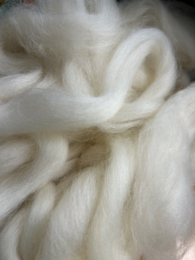 Falkland Wool Roving per ounce – Fiberlady