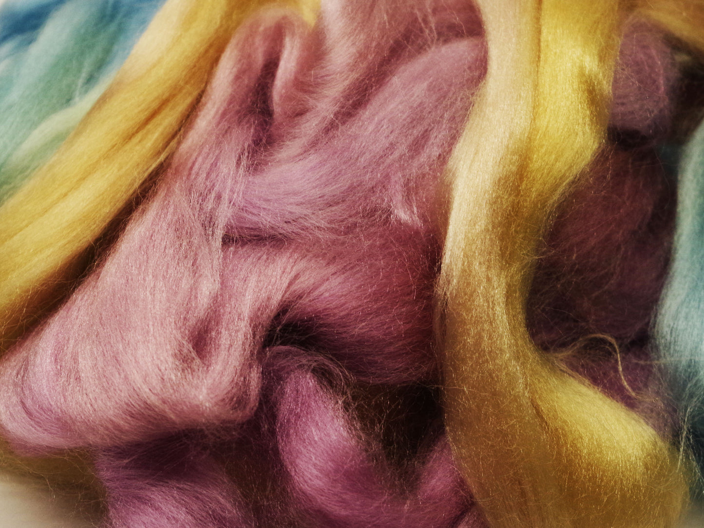 Ounce - Bamboo Roving Varied