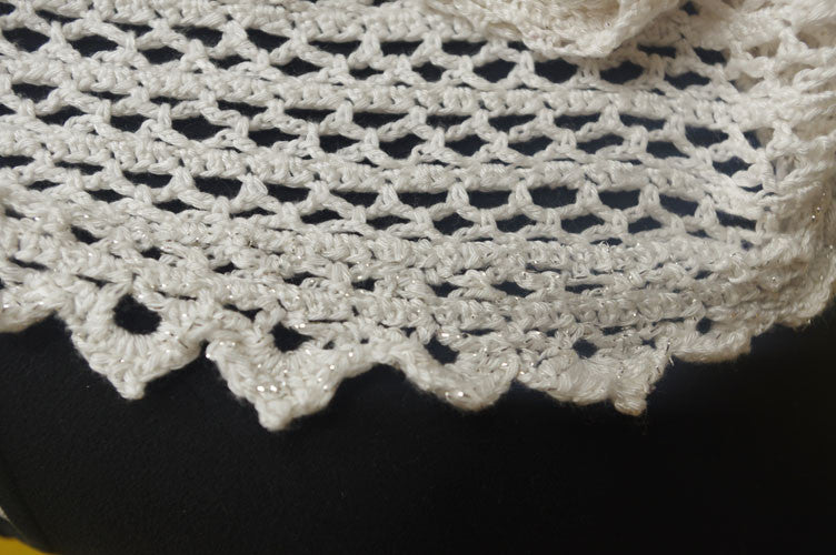 Elegant Crochet Cowl Kit