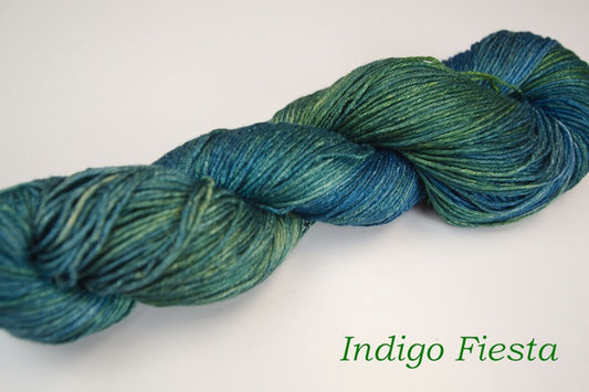 Makimo Indigo Dyed Bamboo Yarn
