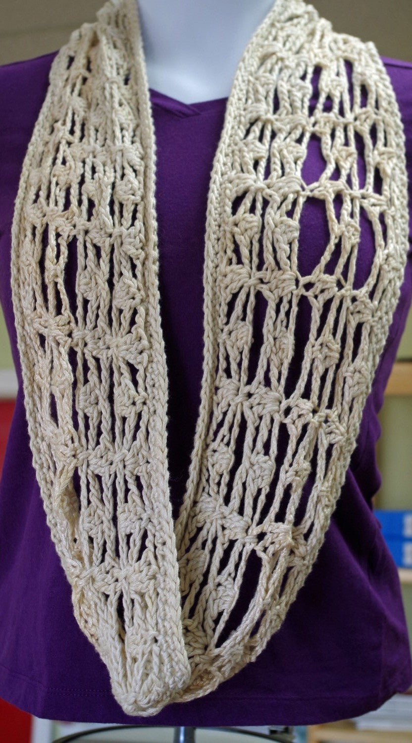 Lovely Crochet Cowl Pattern